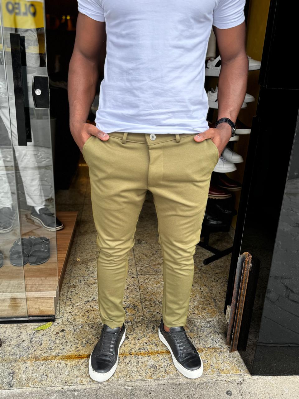 Calça Slim em Moletim com Elastano – Corte Alfaiataria