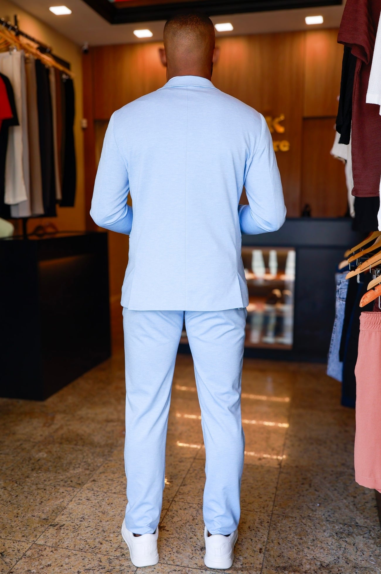Costume Slim com Elastano Inteligente Azul Claro
