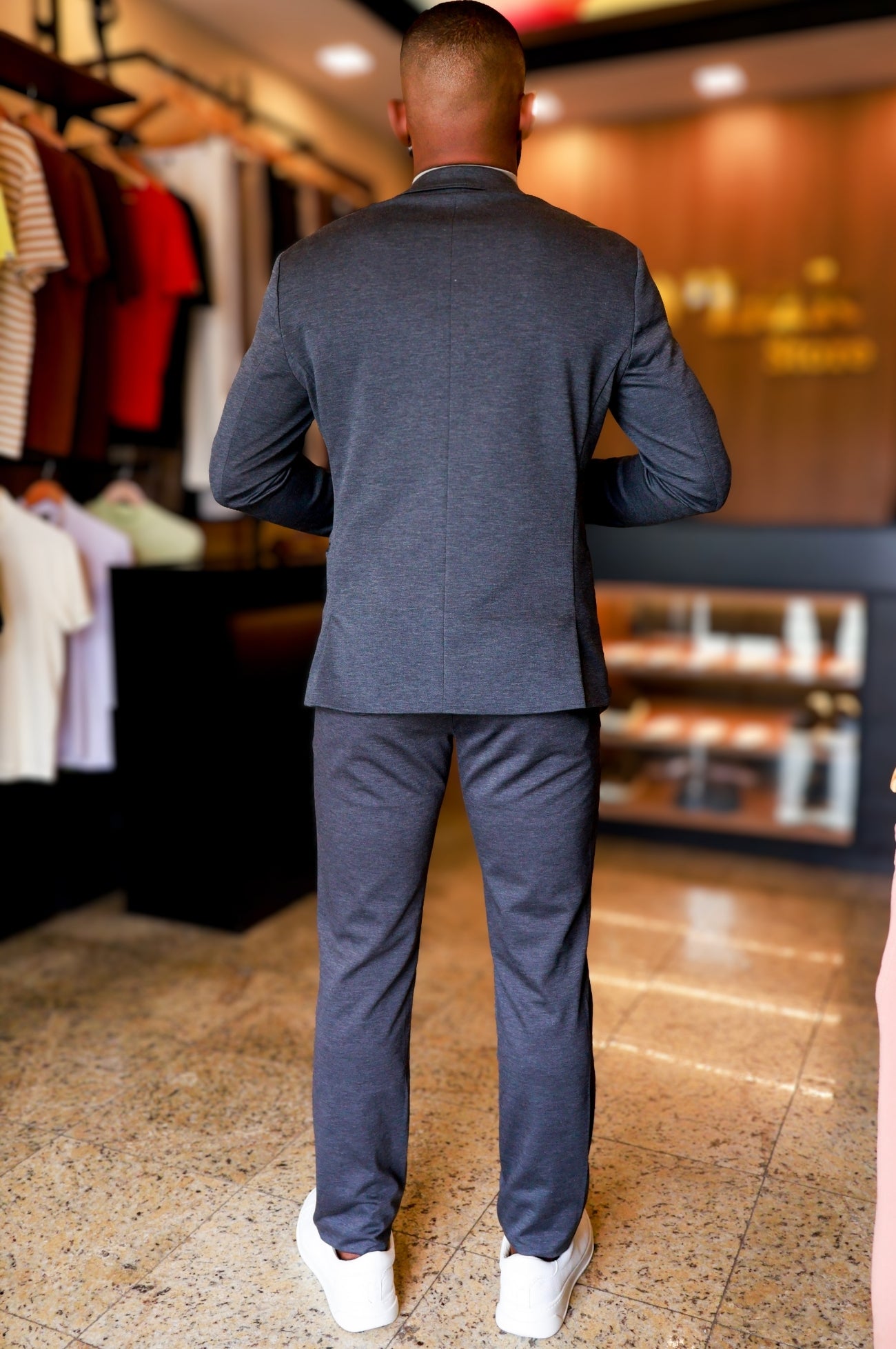 Costume Slim com Elastano Inteligente Chumbo