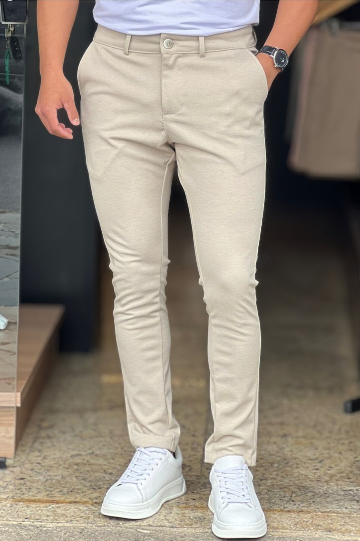 Calça Slim em Moletim com Elastano – Corte Alfaiataria