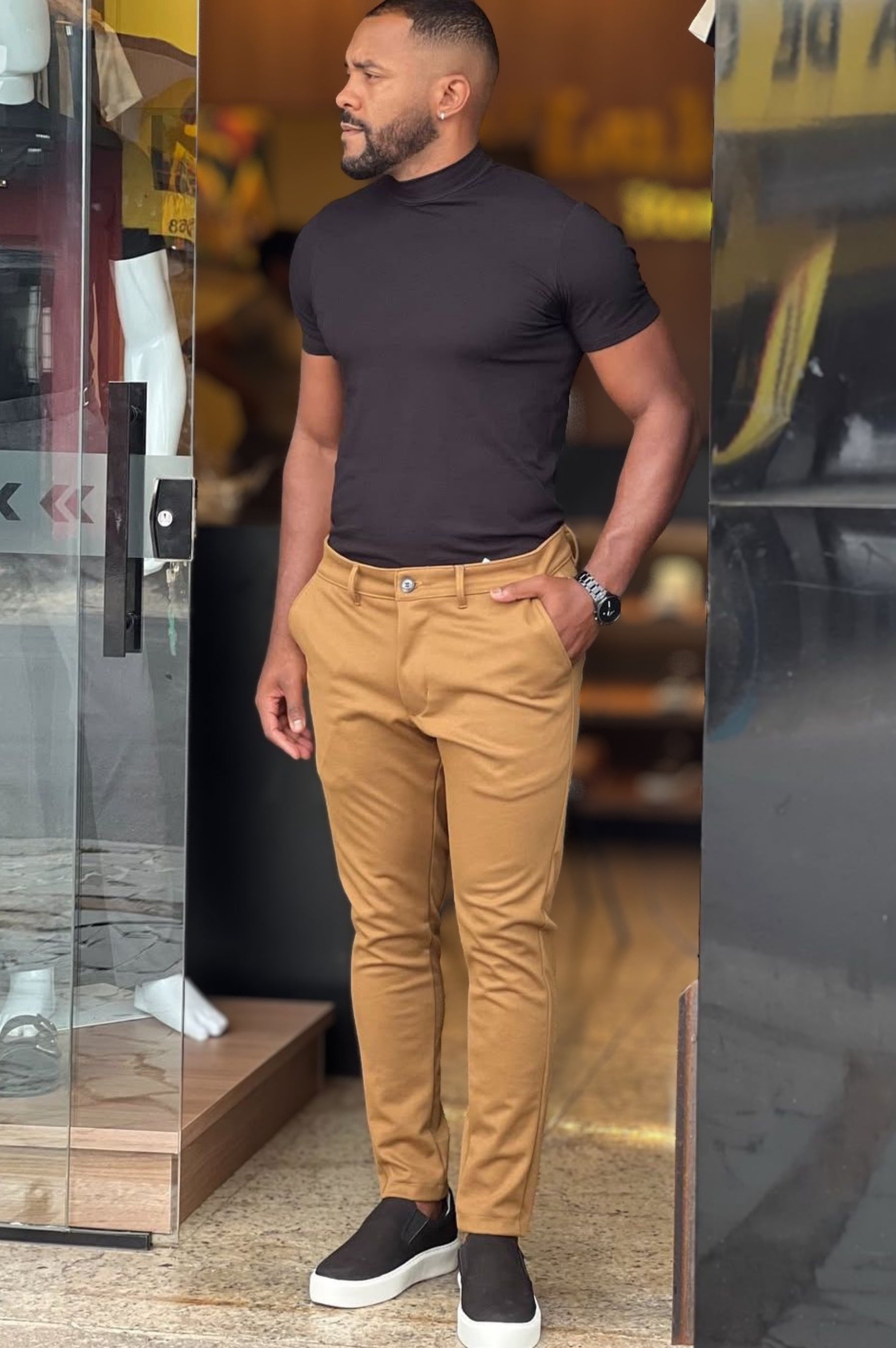 Calça Slim em Moletim com Elastano – Corte Alfaiataria