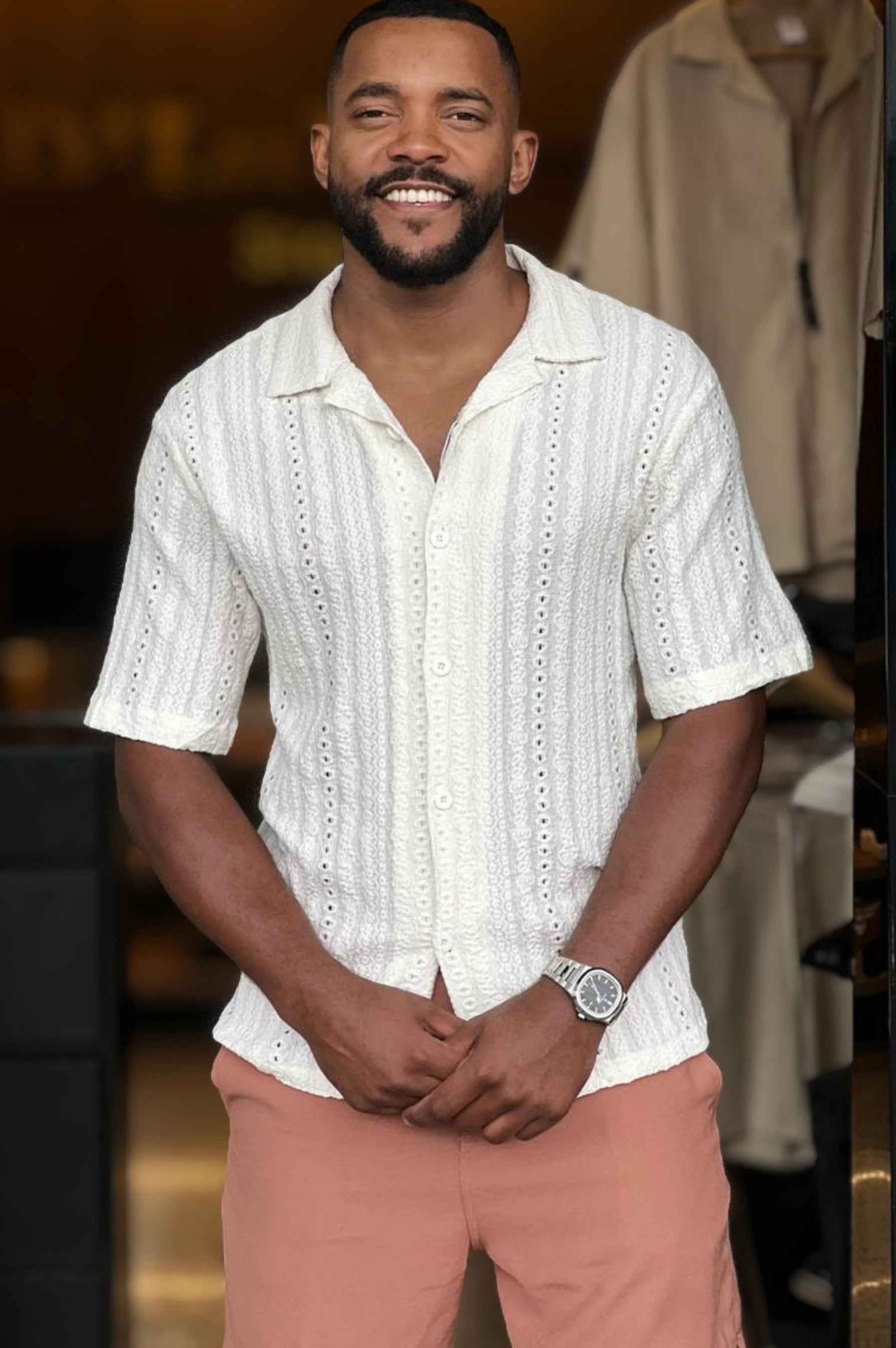 Camisa Texturizada em Laise Manga Curta