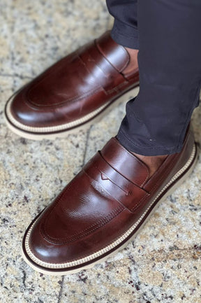 Loafer Tratorado em Couro Marrom